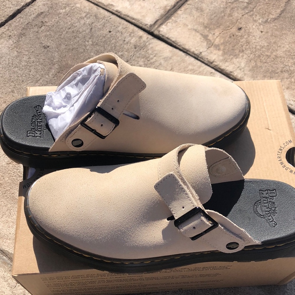 Dr.Martens, Carlson, warm sand, size 7 new